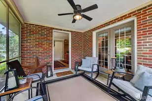 2316 Divot Dr, Crystal Lake Park, MO 63131 - Photo 8