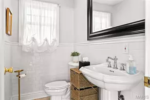 7411 Teasdale Ave, University City, MO 63130 - Photo 24