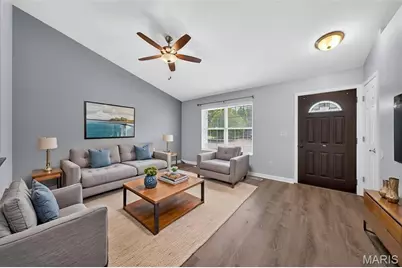 279 Cherrywood Parc Drive, O'Fallon, MO 63368 - Photo 2