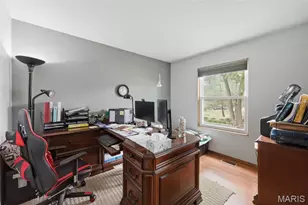 11 S Meadow Dr, O'Fallon, MO 63366 - Photo 50