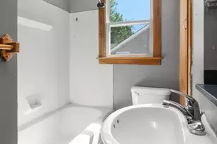 306 W 8th St, Washington, MO 63090 - Photo 22