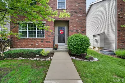 9732 Wilderness Battle Circle, Saint Louis, MO 63123 - Photo 2