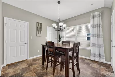 9732 Wilderness Battle Circle, Saint Louis, MO 63123 - Photo 6