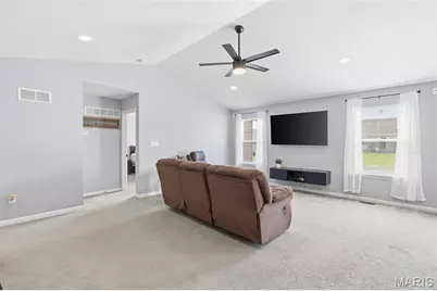 128 Champions Lane, Wentzville, MO 63385 - Photo 18