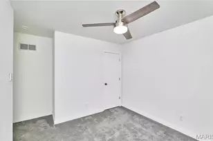 2118 Larkspur Lndg, Imperial, MO 63052 - Photo 16