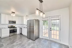 2118 Larkspur Lndg, Imperial, MO 63052 - Photo 10