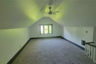 1215 Oakley Pl, Saint Louis, MO 63112 - Photo 14