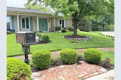 8 Sweet Meadows Lane, Ballwin, MO 63011 - Photo 6