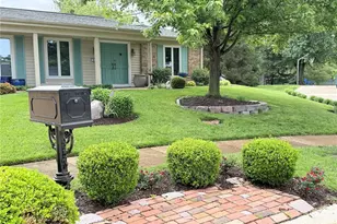 8 Sweet Meadows Ln, Ballwin, MO 63011 - Photo 6