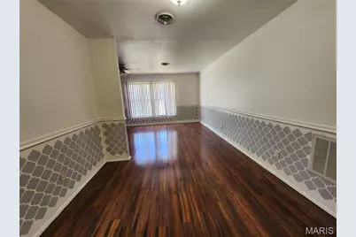 2917 Hubert Drive, Saint Louis, MO 63125 - Photo 4