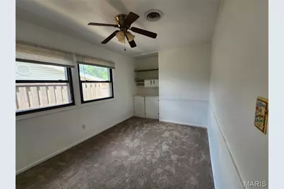2917 Hubert Drive, Saint Louis, MO 63125 - Photo 10