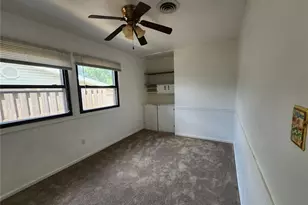 2917 Hubert Dr, Saint Louis, MO 63125 - Photo 10