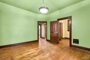 3512 McKean Ave, Saint Louis, MO 63118 - Photo 8