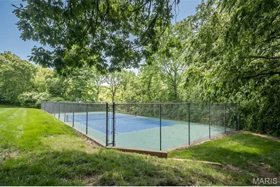 2370 Hidden Meadow Lane, Ballwin, MO 63021 - Photo 34