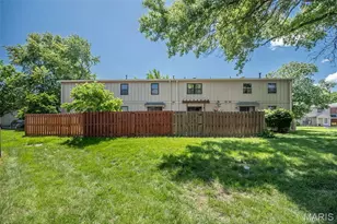 2370 Hidden Meadow Ln, Ballwin, MO 63021 - Photo 30