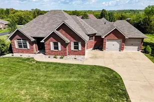 2 Thornaby Rd, Hannibal, MO 63401 - Photo 2