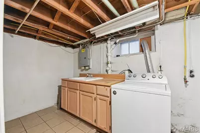 5746 Pernod Avenue, Saint Louis, MO 63139 - Photo 18