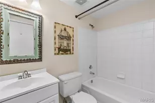 1948 Marine Terrace Dr, Saint Louis, MO 63146 - Photo 18