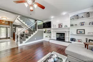 10 Deergrass Ct, Oakville, MO 63129 - Photo 12