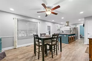 2854 Queen Bee Ln, Oakville, MO 63129 - Photo 26