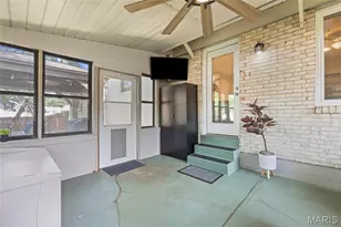 2854 Queen Bee Ln, Oakville, MO 63129 - Photo 46