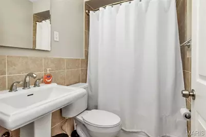 7553 Buckingham Drive, Clayton, MO 63105 - Photo 16
