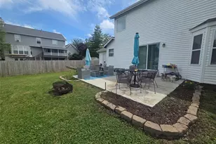 602 Autumn Creek Dr, Wentzville, MO 63385 - Photo 8