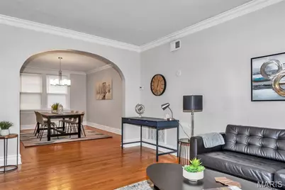 7557 Buckingham, Saint Louis, MO 63105 - Photo 8