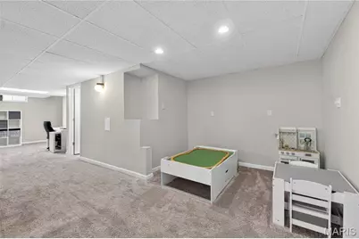 105 Lansing Avenue, Saint Louis, MO 63043 - Photo 32