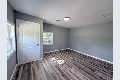575 Walnut Street, Bourbon, MO 65441 - Photo 6