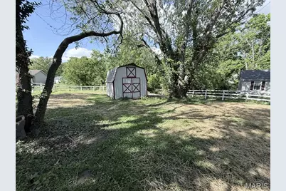 575 Walnut Street, Bourbon, MO 65441 - Photo 12