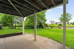 11007 Landseer Dr, Saint Louis, MO 63136 - Photo 6
