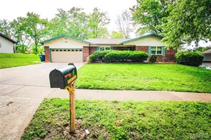 12783 Stoneridge Dr, Black Jack, MO 63033 - Photo 1