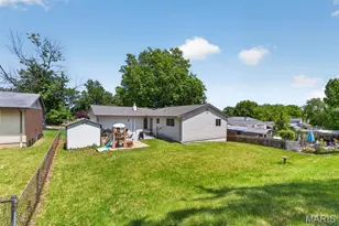 2718 Chalet Hill Dr, Saint Louis, MO 63129 - Photo 48