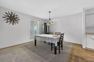 2718 Chalet Hill Dr, Saint Louis, MO 63129 - Photo 20