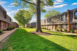 4234 Burnett Walk, Mehlville, MO 63125 - Photo 24
