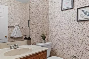 2433 Lavin Ct, Florissant, MO 63033 - Photo 20