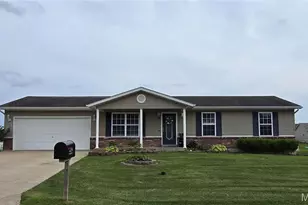 409 Fredricksburg Way, Wright City, MO 63390 - Photo 1