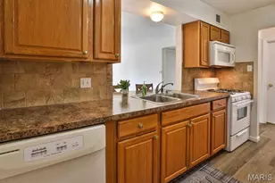 444 N Clay Ave, Saint Louis, MO 63122 - Photo 8