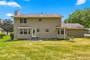3065 Winding River Dr, Saint Charles, MO 63303 - Photo 4