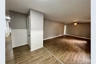 13310 De Marillac Drive, Florissant, MO 63033 - Photo 10