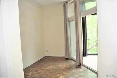 4540 Laclede Avenue #304, Saint Louis, MO 63108 - Photo 8