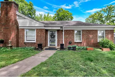 9071 Monmouth Drive, Richmond Heights, MO 63117 - Photo 2