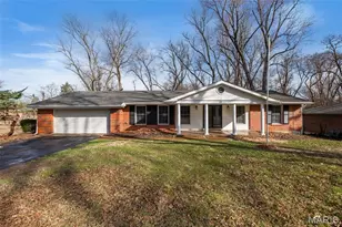 27 Nob Hill Dr, Hazelwood, MO 63138 - Photo 32