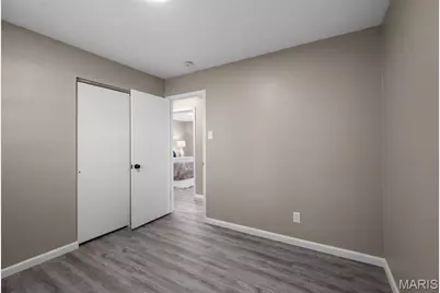 27 Nob Hill Drive, Hazelwood, MO 63138 - Photo 20
