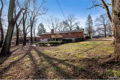 27 Nob Hill Drive, Hazelwood, MO 63138 - Photo 38