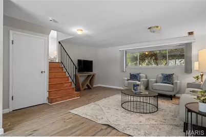 11008 Baywood Terrace, Saint Louis, MO 63126 - Photo 6