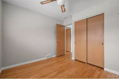 11008 Baywood Terrace, Saint Louis, MO 63126 - Photo 20