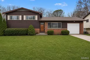 11008 Baywood Terrace, Saint Louis, MO 63126 - Photo 1