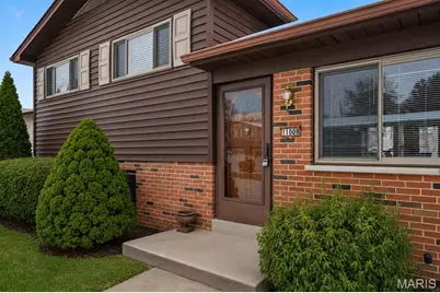 11008 Baywood Terrace, Saint Louis, MO 63126 - Photo 2